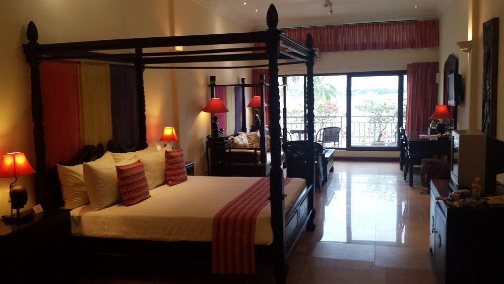 Bougainvillier Hotel Phnom Penh Exterior foto