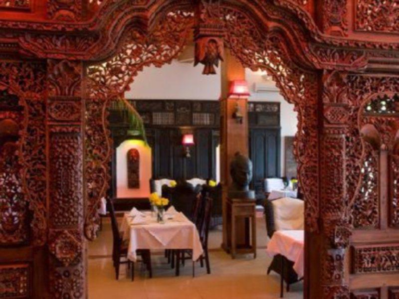 Bougainvillier Hotel Phnom Penh Exterior foto