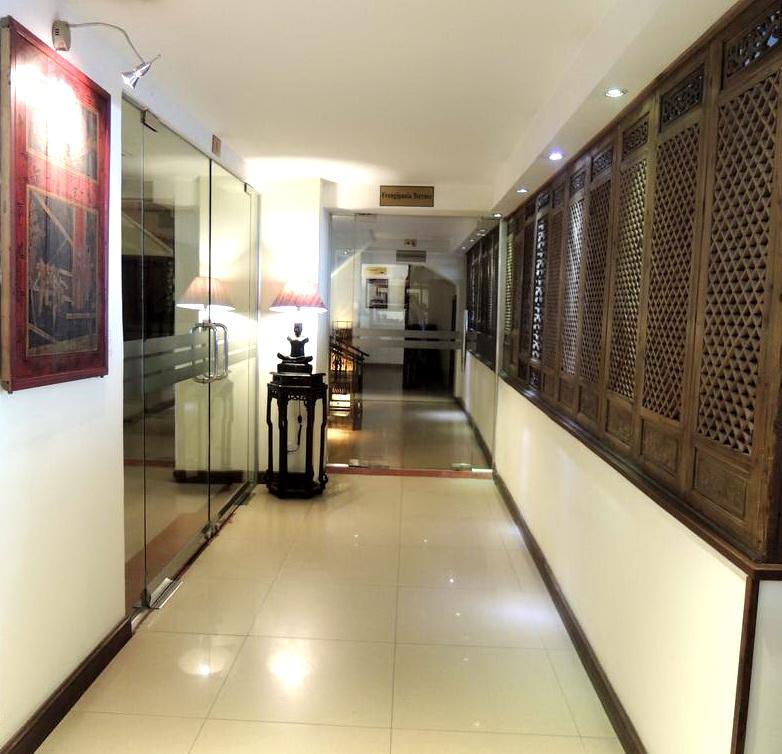 Bougainvillier Hotel Phnom Penh Exterior foto