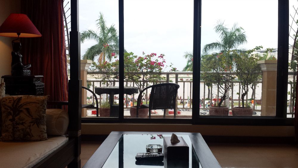 Bougainvillier Hotel Phnom Penh Exterior foto